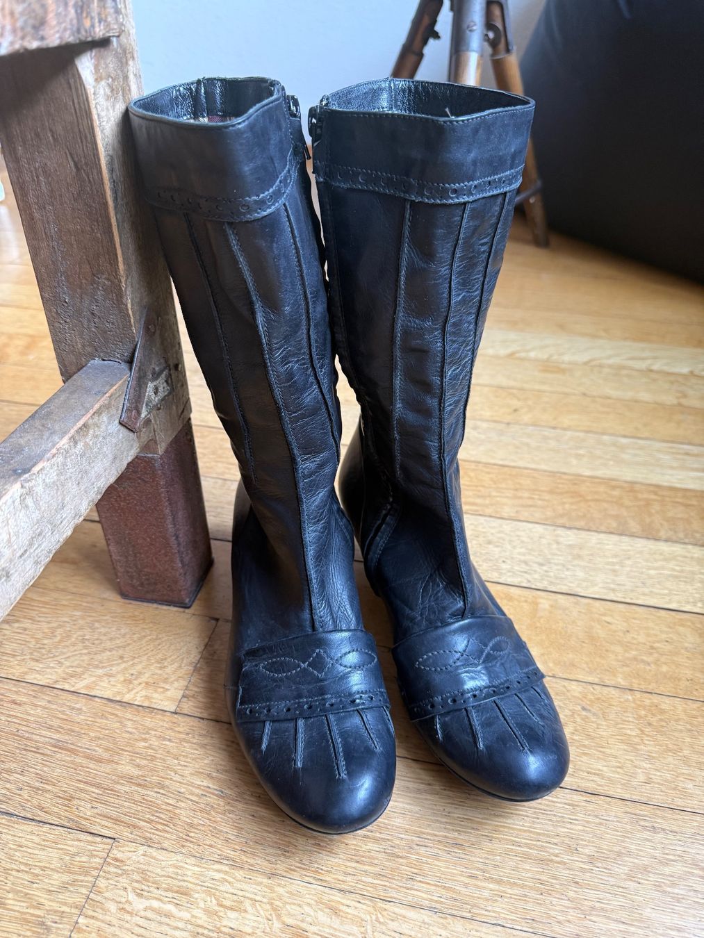 Vic Matié Scarpe da donna: Leder Stiefeletten Vic Matie Gr 39 – Usato da Basel venduto da Ervaine