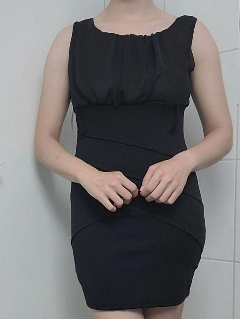 Vestiti: Schwarzes Bodycon Dress, EU 36 – Nuovo e nell'imballaggio originale da Birmensdorf ZH venduto da Nebuliane 2
