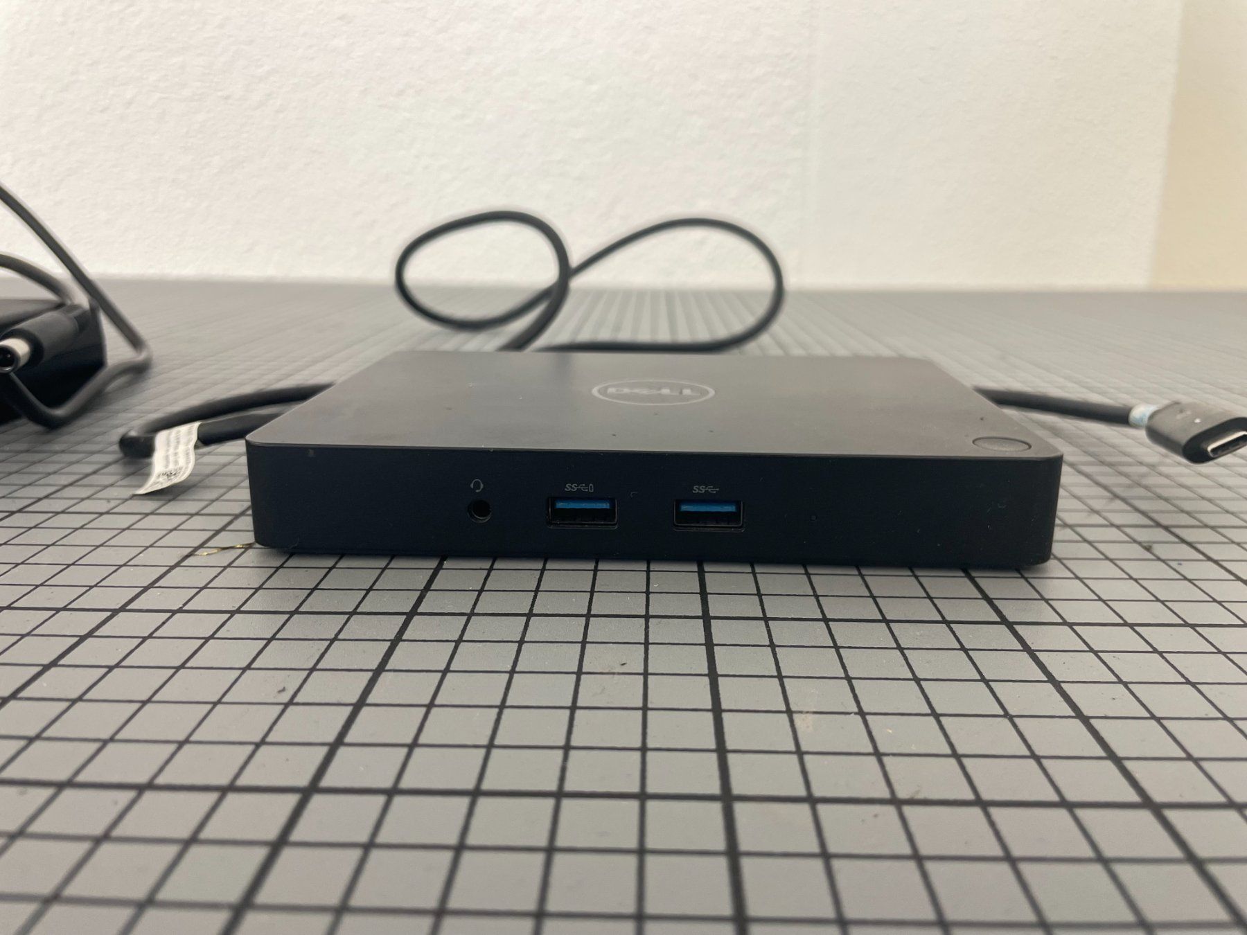 Dell Dockingstation: Dell USB C Dock WD15 180W – Gebraucht aus Zürich von florian.kilian 1
