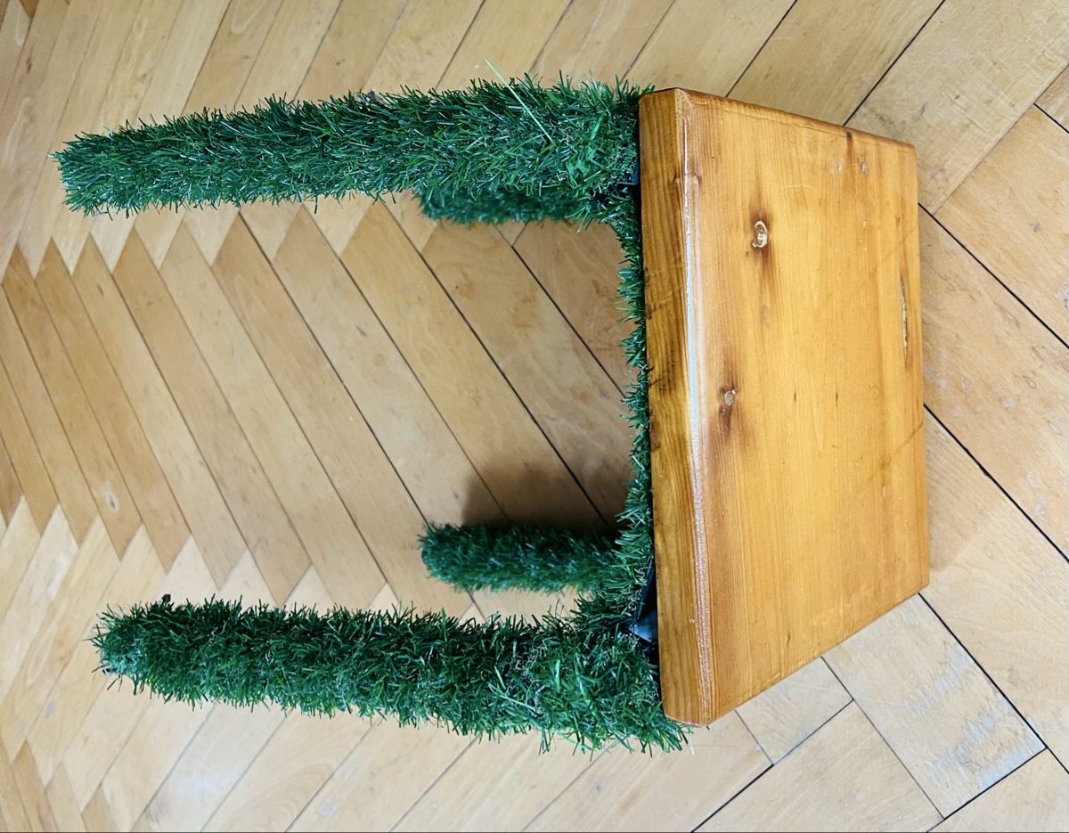 Sgabelli: Hocker mit Grasbeinen - Wirziger Stuhl – Usato da Biel/Bienne venduto da SirRolf 5