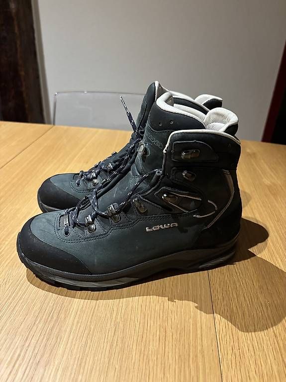 Scarpe da donna: Lowa Mauria Evo ll ws Grösse 40 – Usato da Rapperswil SG venduto da sma_p657