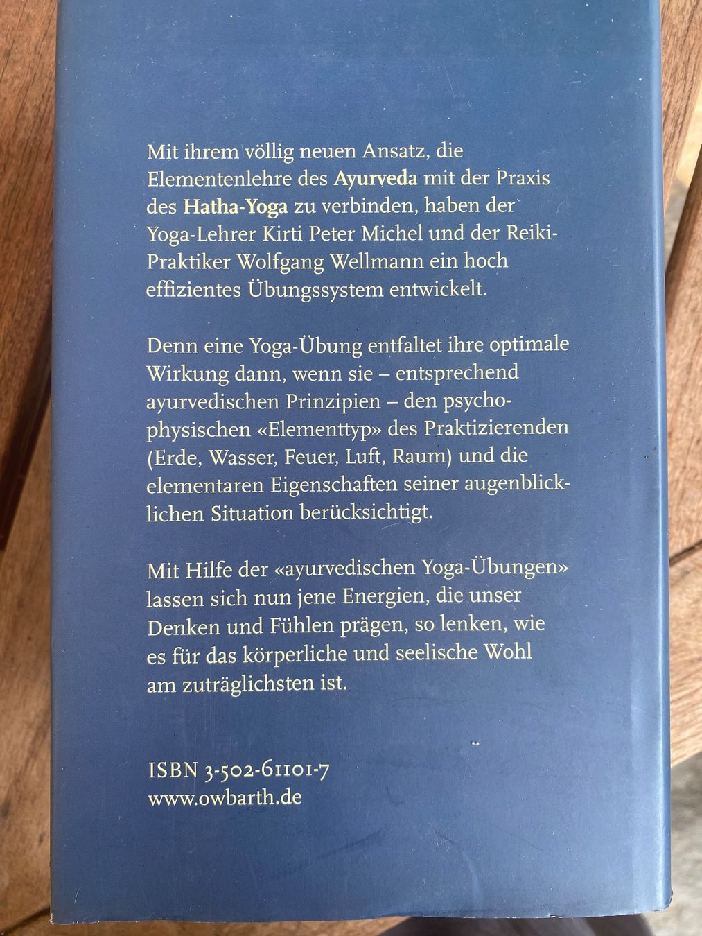 Livres: Das Yoga der fünf Elemente – D'occasion à Vernate par RubyDays 1