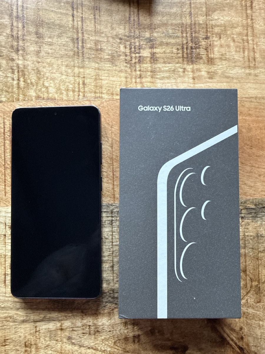 Samsung Telefoni cellulari / Smartphones: Samsung Galaxy S26 Ultra 500 g – Usato da Diessenhofen venduto da rze_7ty8