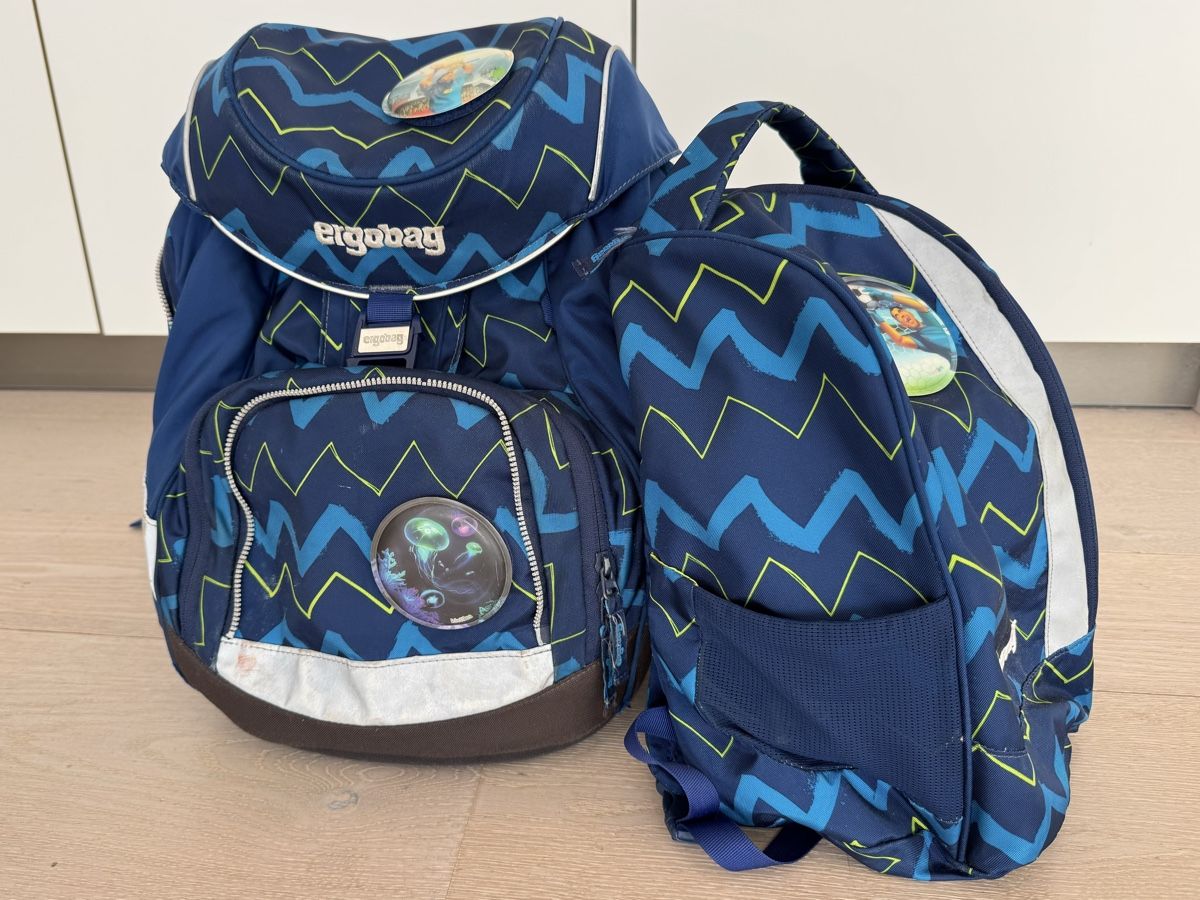 Ergobag Kindertaschen: cooler Ergobag Schulthek mit Turnsack – Gebraucht aus Maur von sonnenschein83 3