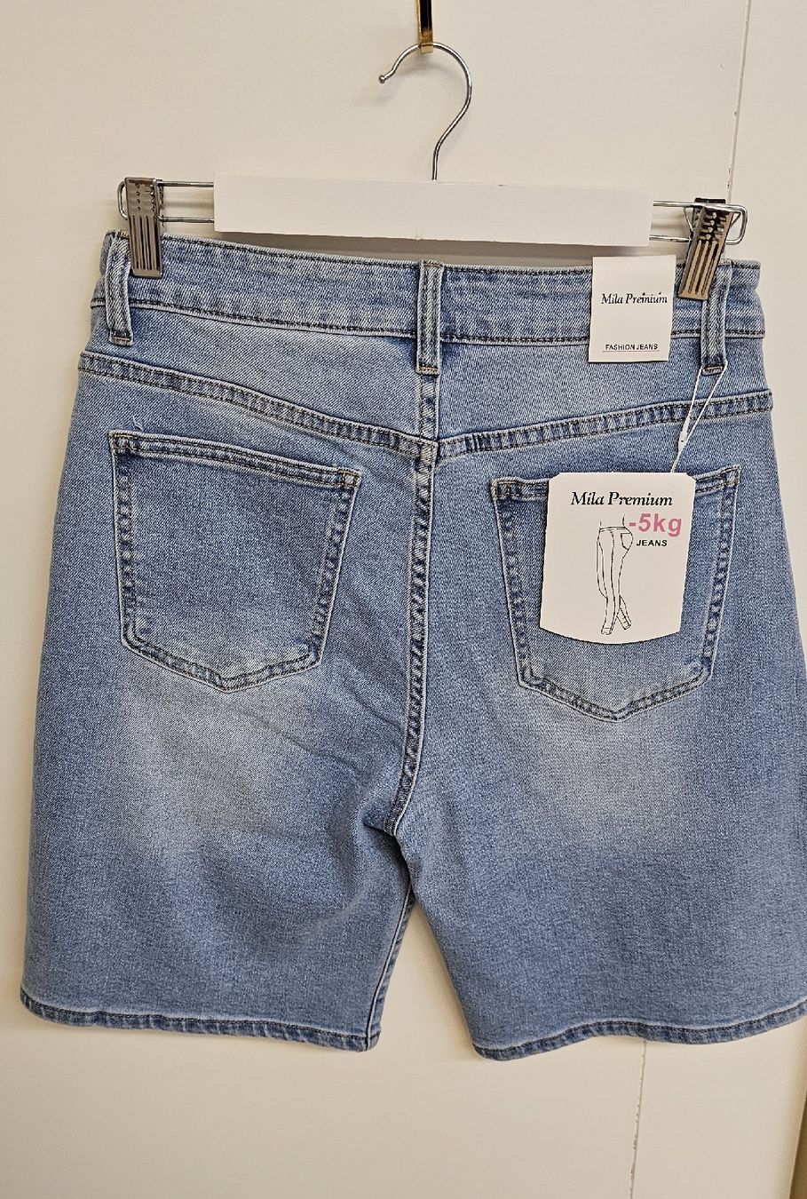 Pantaloni: Shorts L NEU – Nuovo e nell'imballaggio originale da St. Gallen venduto da Moda.1 1