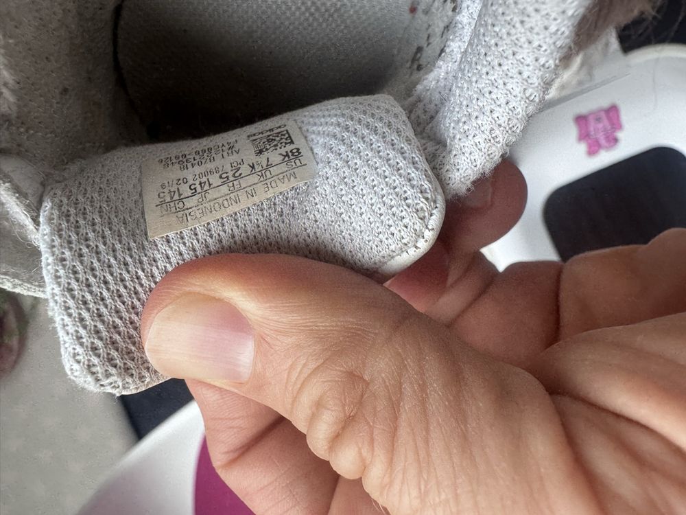 Adidas Scarpe per ragazzi: Adidas Kindersneaker 25 – Usato da Zürich venduto da Sebi999 3