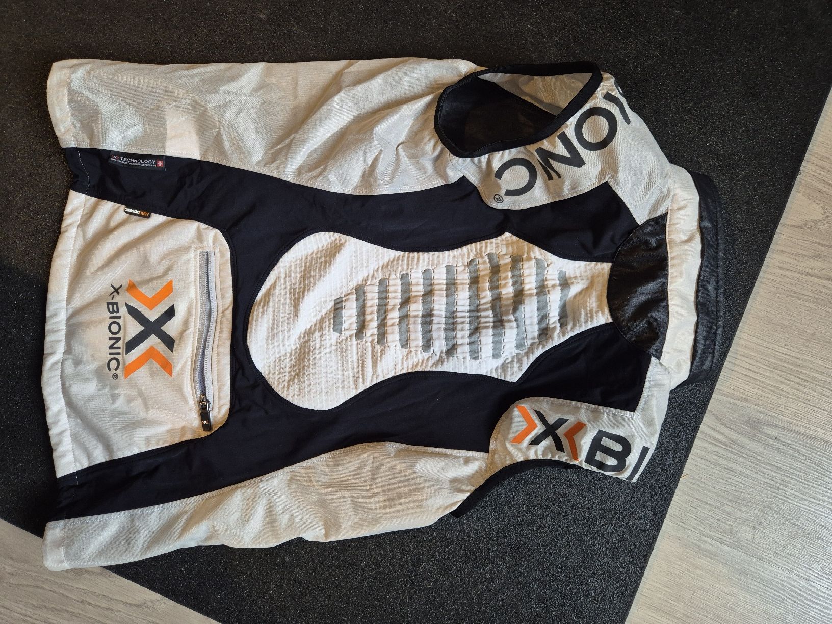 Gilets: X Bionic Velo Gilet / Weste – D'occasion à Chur par olipue 2