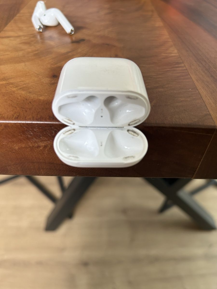 Apple Cuffie: Airpods – Usato da Muotathal venduto da KostbareOrchidee 3