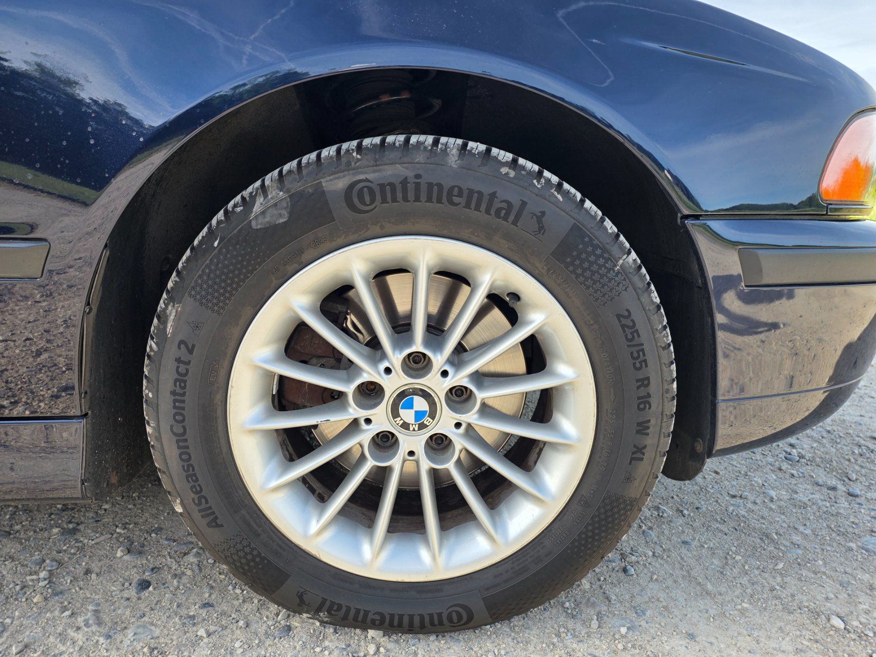 BMW Autos: BMW E39 540i V8 umfangreich revidiert – Gebraucht aus Zürich von LL94 8