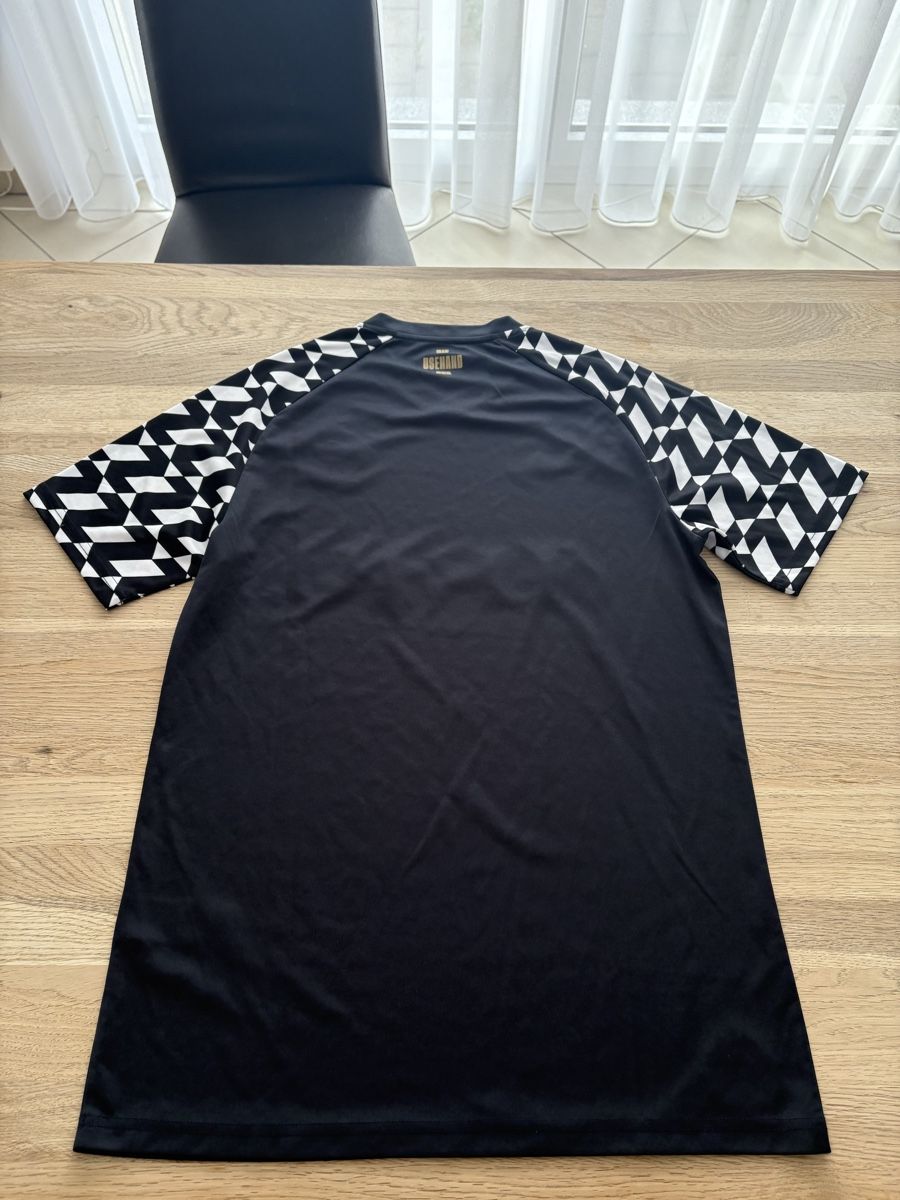 Leibchen & Hosen: Fc Zürich Trikot 24/25 – Gebraucht aus Domat/Ems von tim_lq6b 4