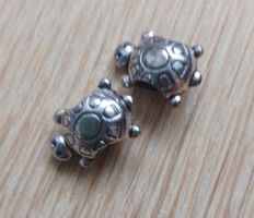 Charms Schildkröten 2 Stück Metallanhänger silberfarbig 1cm