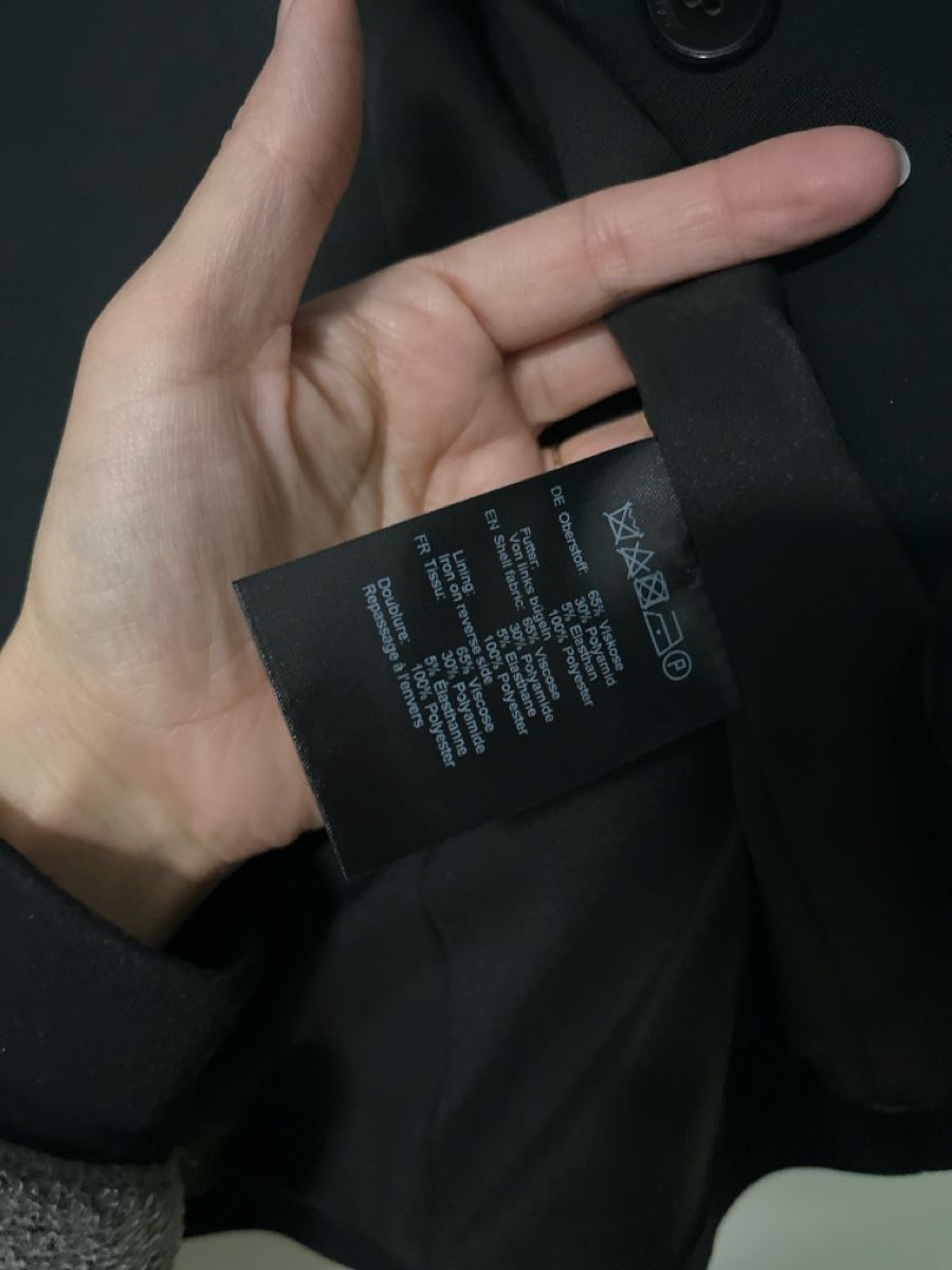 Hallhuber Giacche: Schwarzer Blazer von Hallhuber – Usato da Uster venduto da Kalici1 2