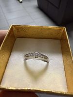 Weißgold Ring mit diamanten