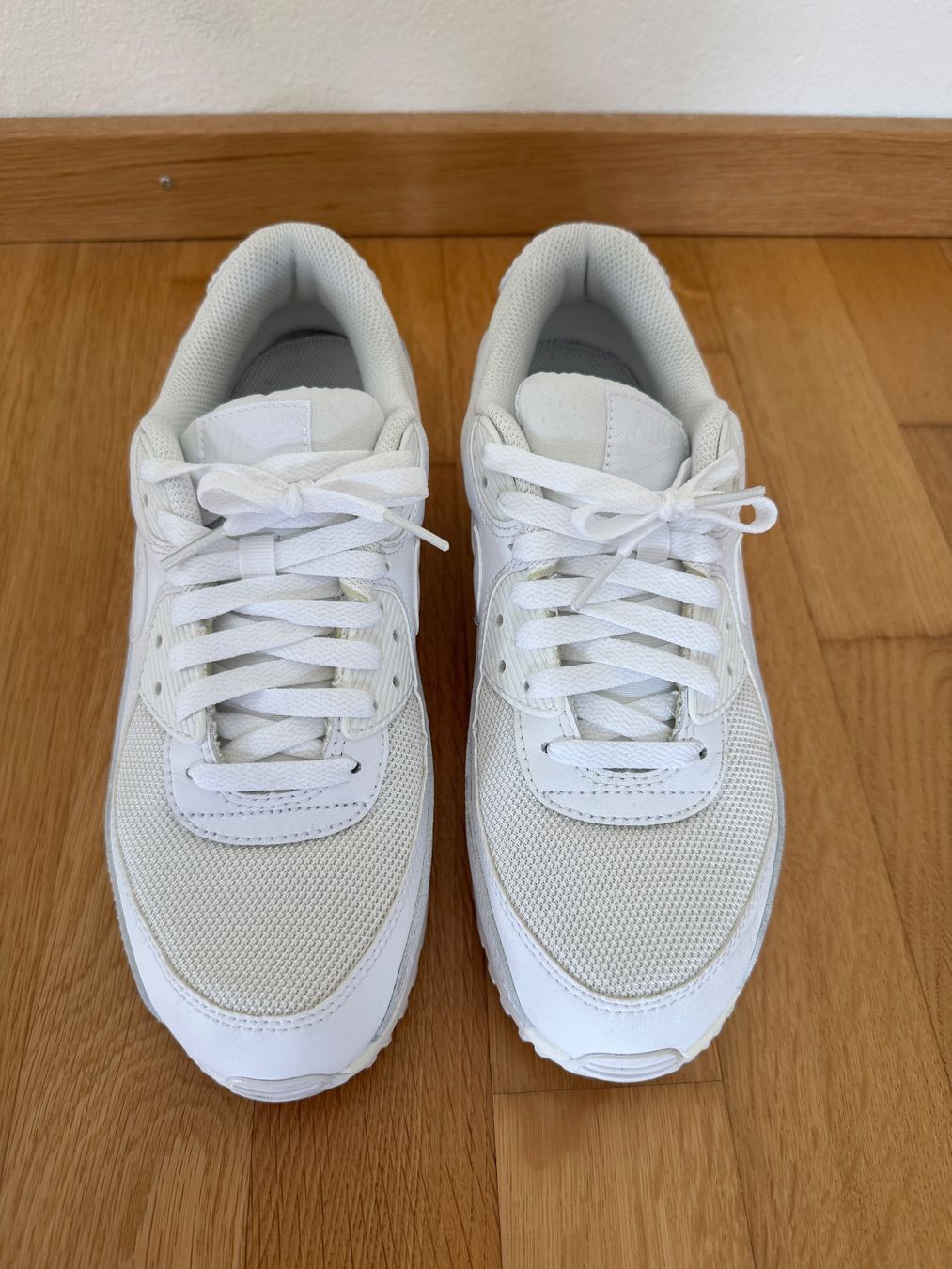 Nike Herrenschuhe: White Nike Airmax – Gebraucht aus Wettingen von ale_6gmk 1