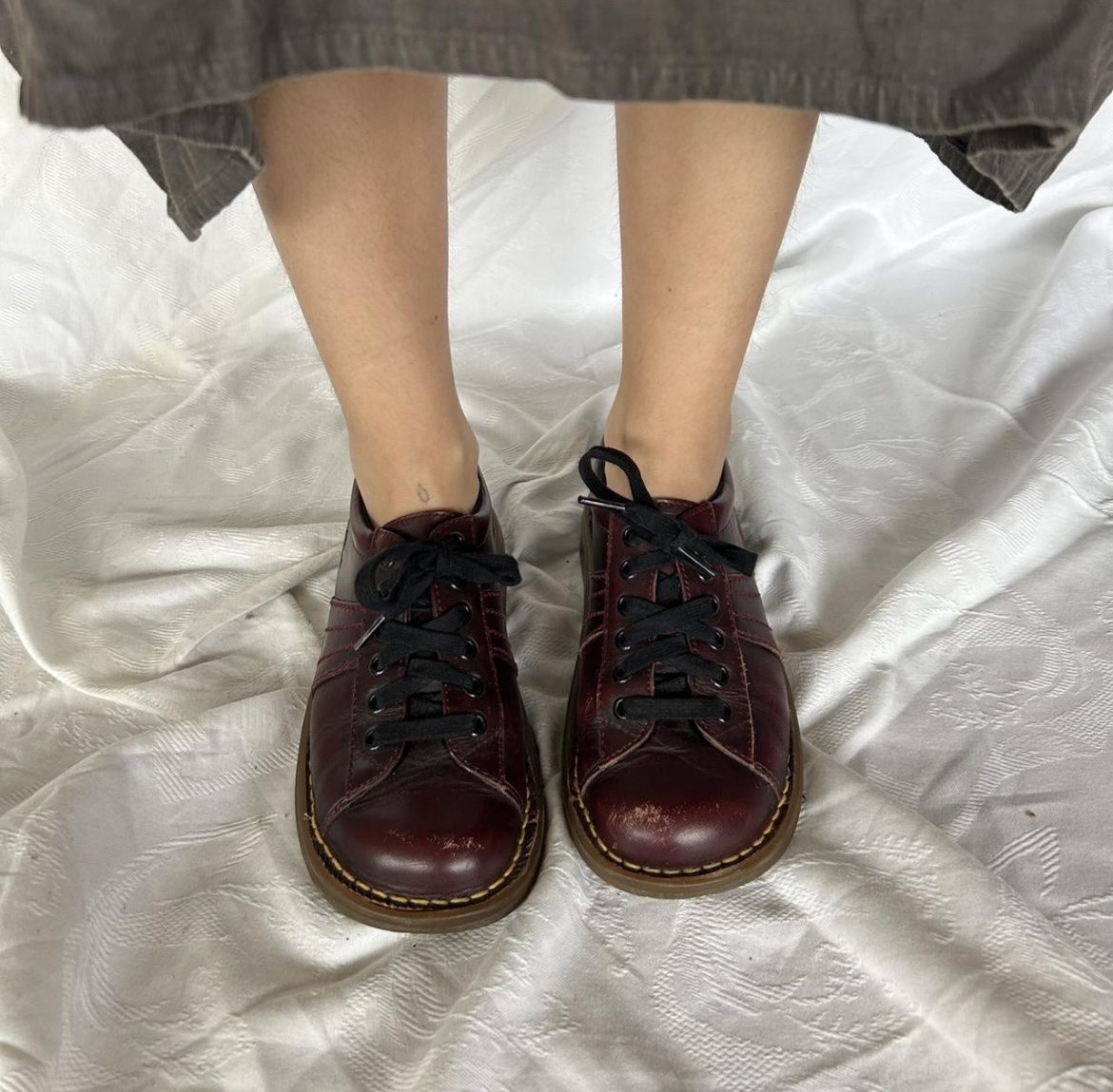 Dr. Martens Scarpe da donna: Burgundy Dr Martens – Usato da Pully venduto da car_rwv6