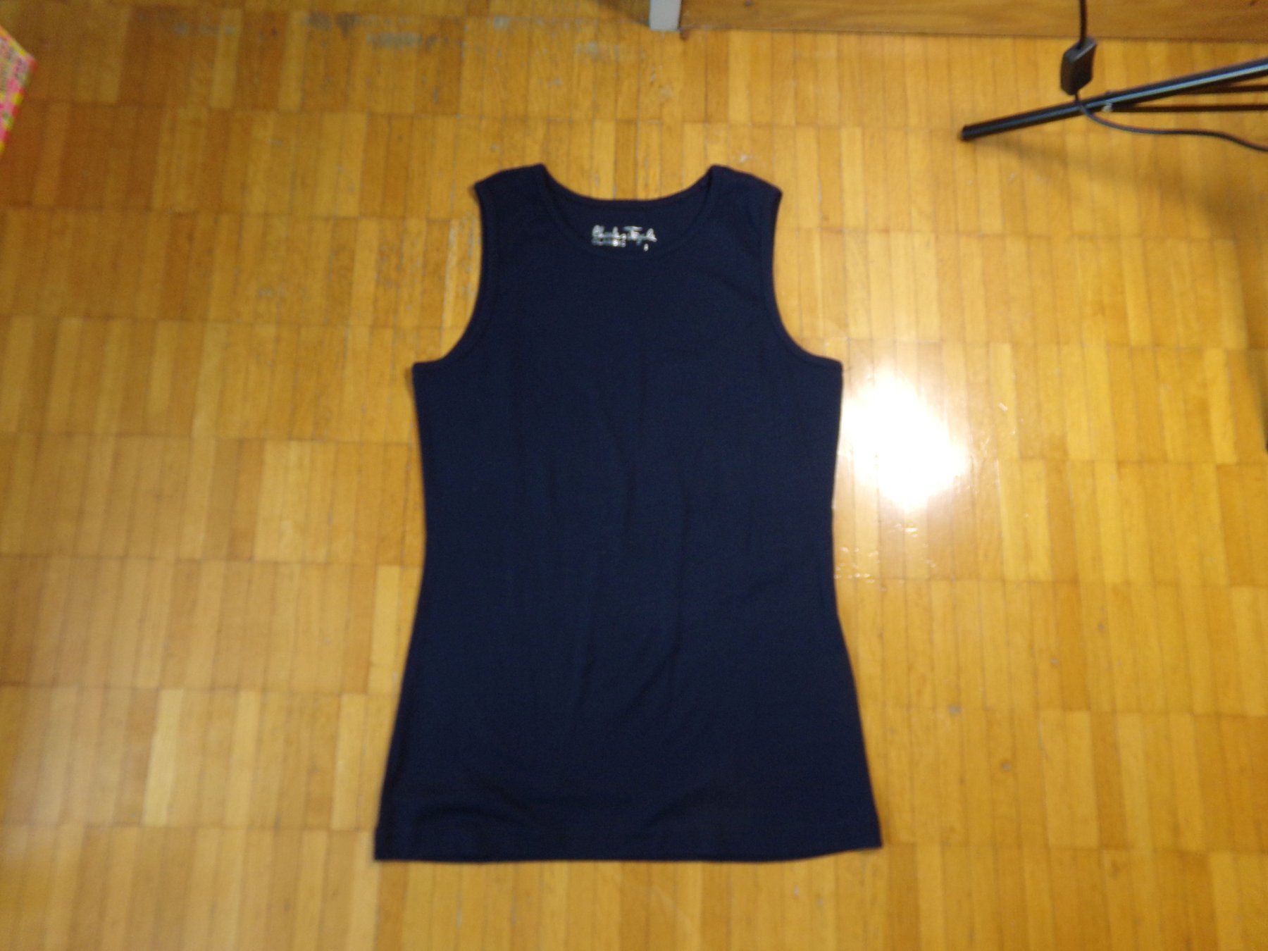 Top: Damen Top schwarz Gr. L – Usato da Winterthur venduto da Jessi_di