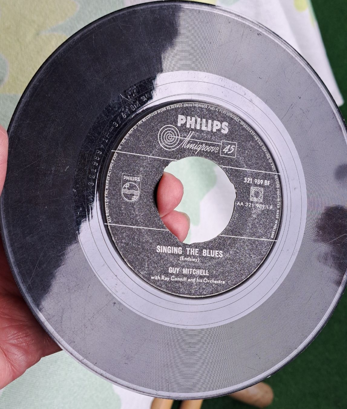 Dischi in vinile: Guy Mitchell: Crazy With Love / Singing The Blues 45 Vinyl – Usato da Zuerich venduto da Mocambo19 5