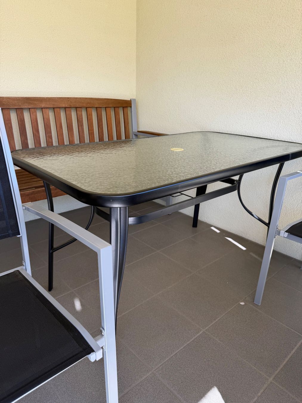 Set de table et chaises: Tisch und 2 Stühle – D'occasion à Winterthur par mar_x9kp 1