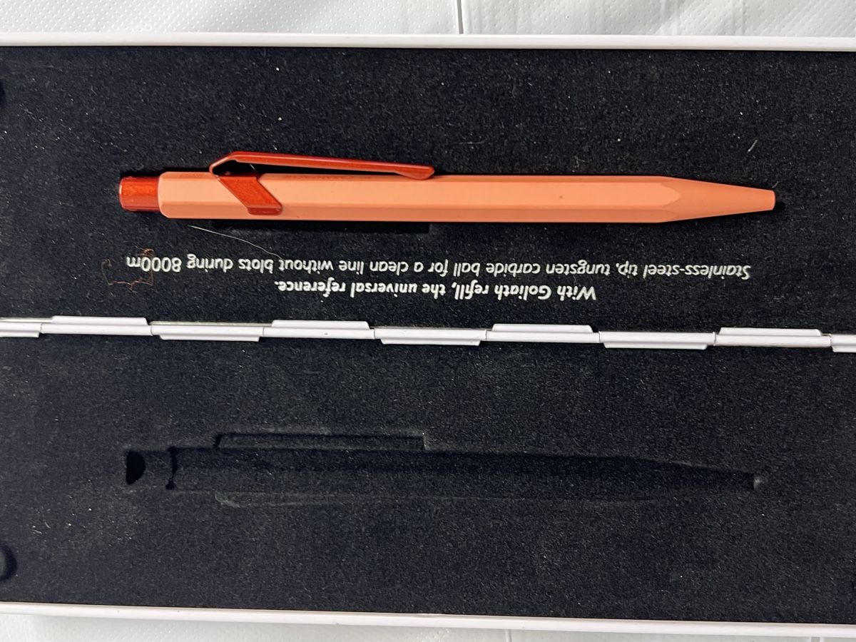 Caran D'Ache Penna & Evidenziatori: Caran d'Ache Limited Edition Stift weiss – Nuovo e nell'imballaggio originale da Urnäsch venduto da Ursjack 1