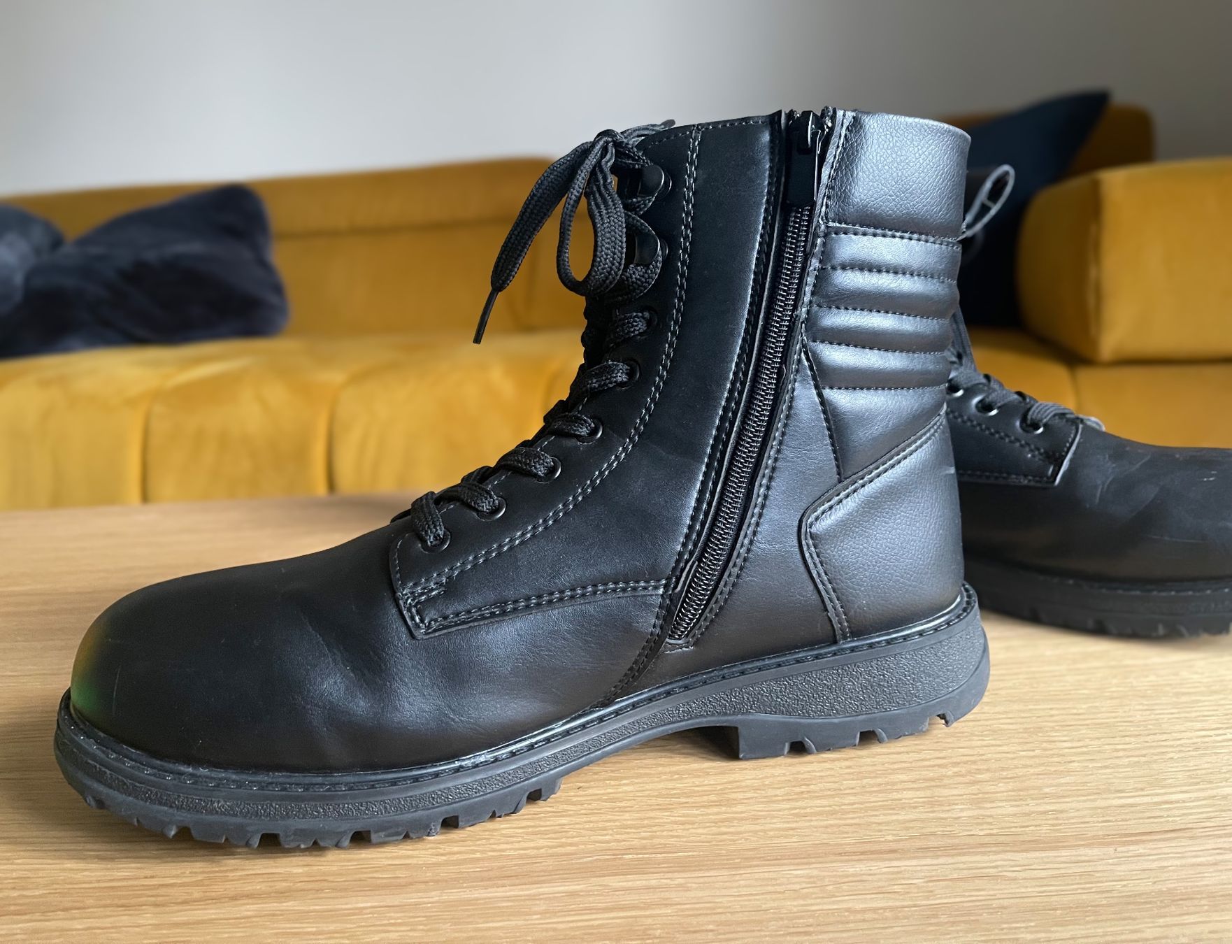 Scarpe da uomo: Kinetix Boots schwarz, Gr. 44 – Usato da Oberwil BL venduto da jul_2j9t 4