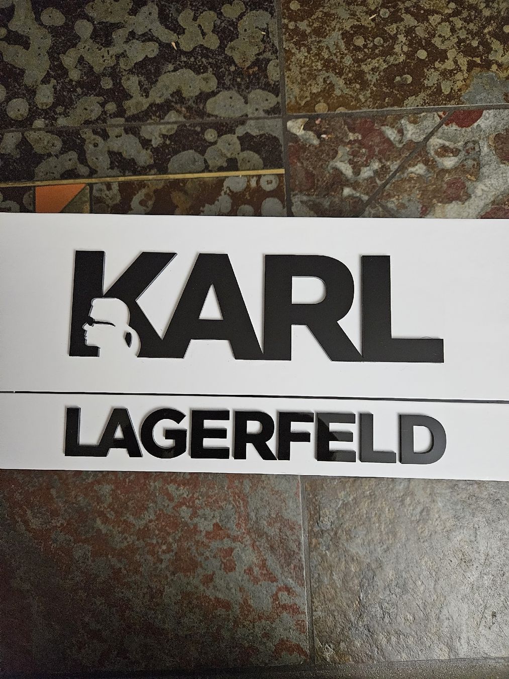 Puppen: Karl Lagerfeld Barbie Puppe – Neu (gemäss Beschreibung) aus Aesch ZH von acme999