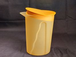 Tupperware, verschliessbare Kanne mit Ausguss, orange, 1L