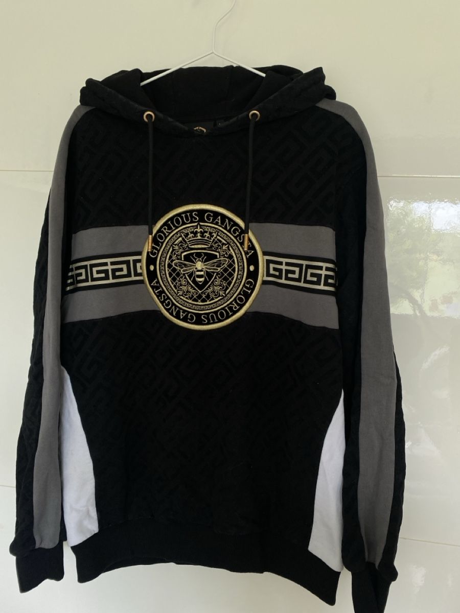 Pullover & Sweatshirts: Pullover – Gebraucht aus Möhlin von ser_85rz 1