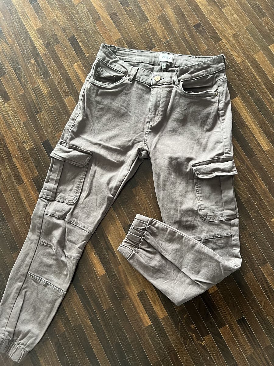 Only Hosen: ONLY Hose - neu – Neu (gemäss Beschreibung) aus Baar von Lila2006
