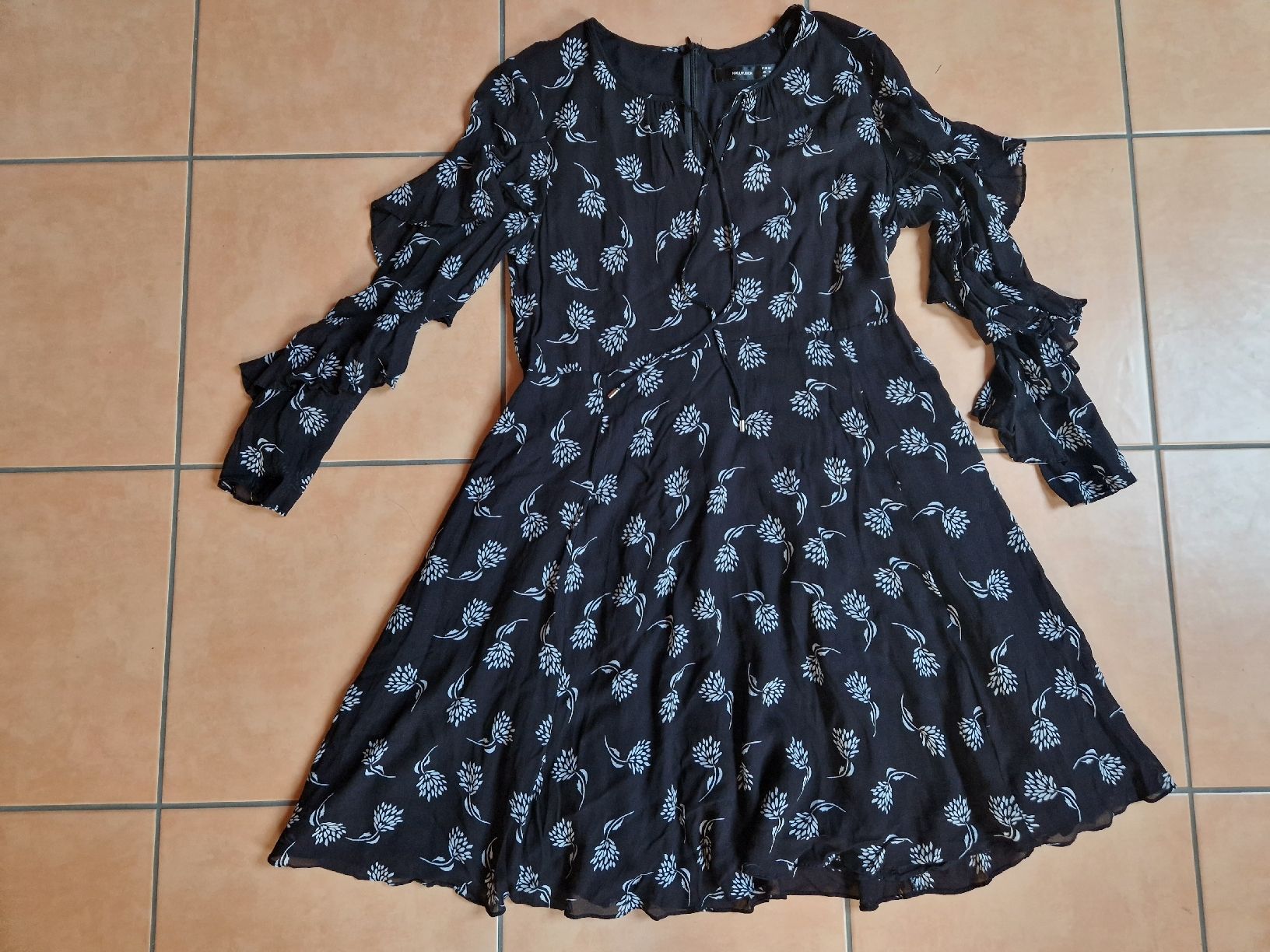 Hallhuber Kleider: Hallhuber Kleid Rüschen 42 – Gebraucht aus Lichtensteig von Cocabana_16