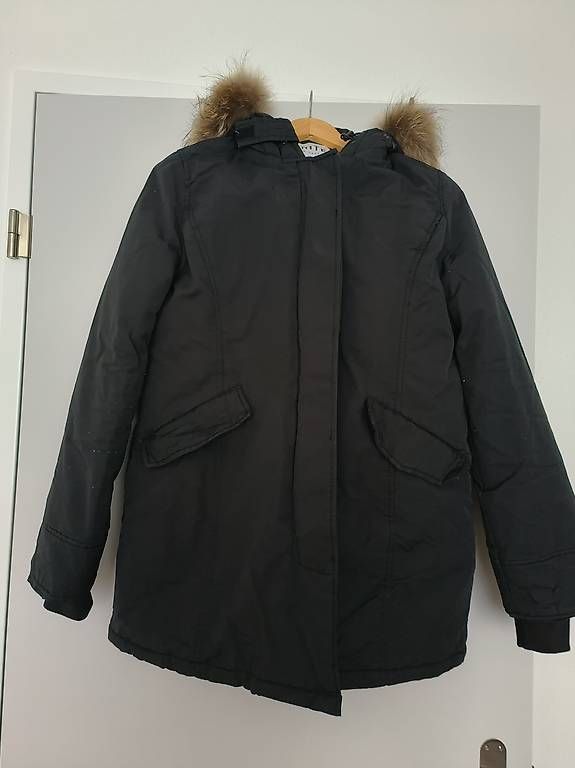 Giacche: Winterjacke schwarz mit Echtfellkragen – Usato da Seewen SZ venduto da MEttlin01 4