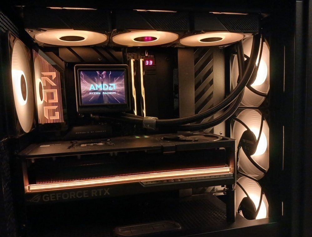 Asus Schede grafiche: ROG Astral RTX 5090 OC BTF – Usato da Nuvilly venduto da Jul79 3
