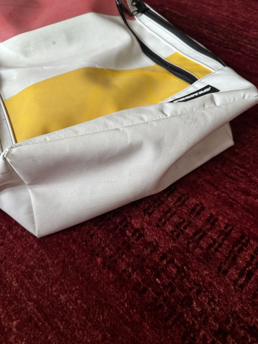 Freitag Zaini: FREITAG HAZZARD F306 – Nuovo (secondo la descrizione) da Zürich venduto da zhk5 1