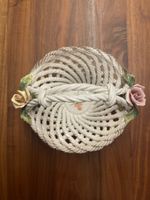 Dekorative Korbschale aus Keramik mit Rosenmuster!
