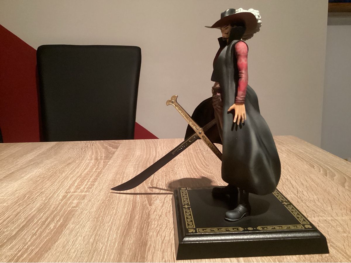 Statuette: Anime Figur von One Piece Mihawk – Usato da Grosshöchstetten venduto da Patrick172 2