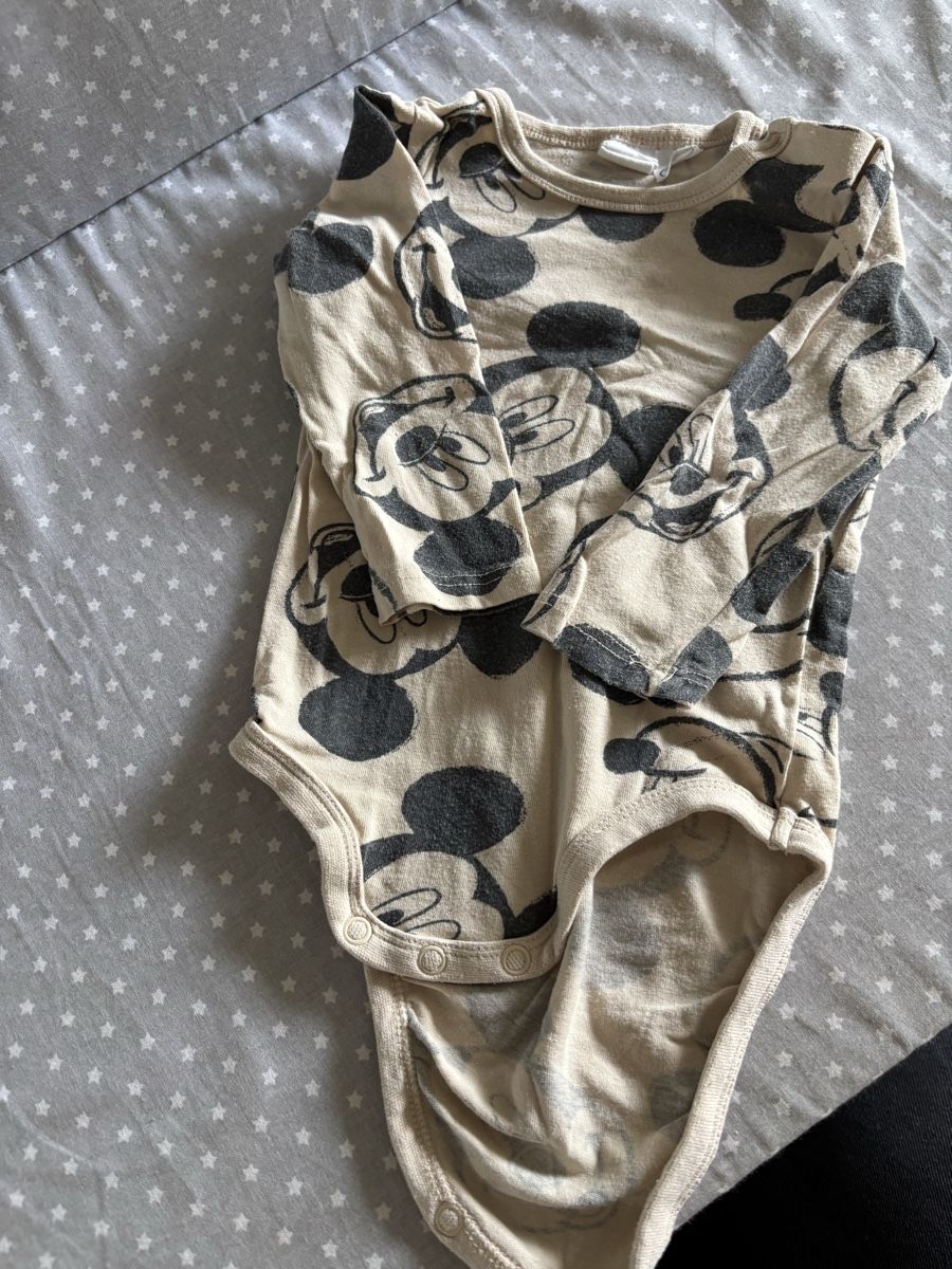 H&M Lotti & Set di vestiti: 4er Langarm Body-Set H&M Grösse 68 – Usato da Wohlenschwil venduto da angelsweet 2