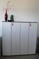 Hochschränke, 2 Stück