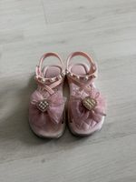 Sandaletten pink Grösse 27 mit Schleife und Perlen