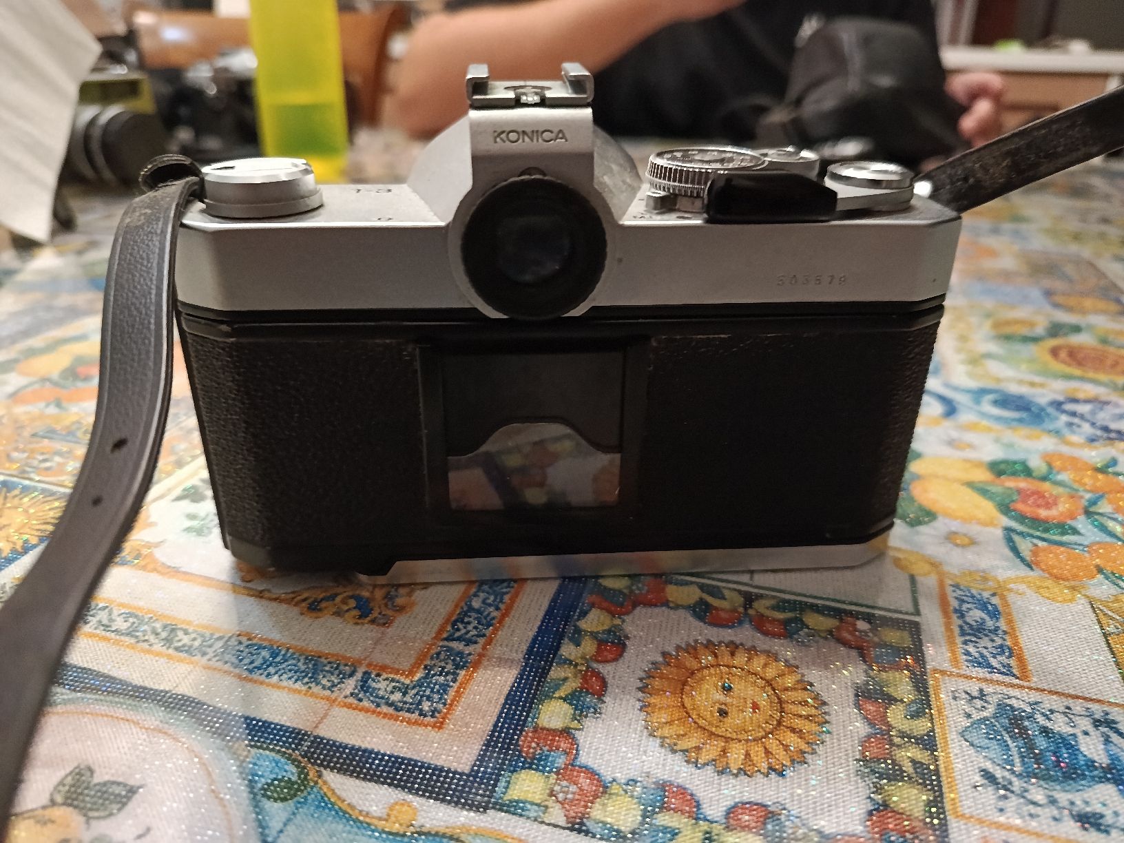 Konica Appareil photo: Konica T-3 – Défectueux à Riva San Vitale par Stekri 3