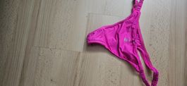 String comme neuf porté 1X  (b)