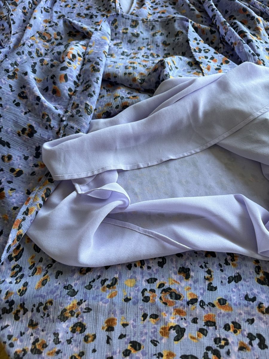 Other Stories Kleider: Robe &Other Stories, lilas imprimée léopard, taille 36. – Neu (gemäss Beschreibung) aus Morges von sandy069 4
