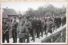 FOTO-AK SCHWEIZER MILITÄR ?