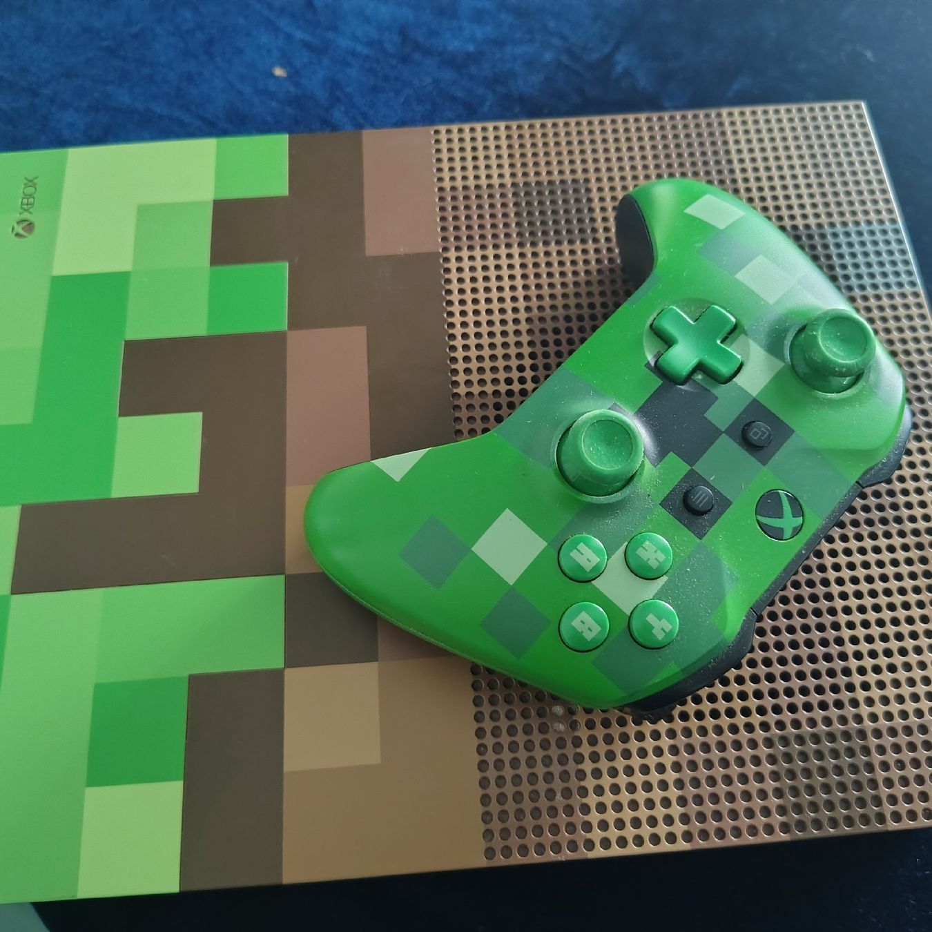 Microsoft Spiele: Minecraft Edition 2017 XBox One S – Gebraucht aus Dietikon von aberdeen30