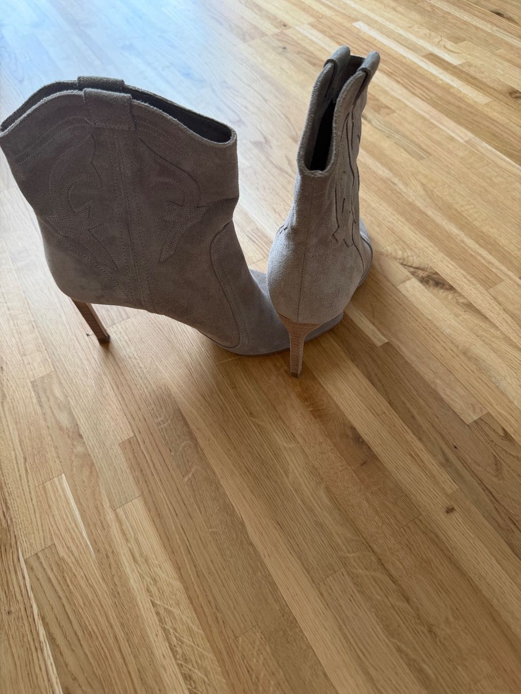Ba&Sh Damenschuhe: Ba&Sh 39 grau/beige – Gebraucht aus Dübendorf von gas_2wcn 1