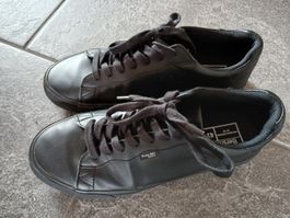bershka Schuhe schwarz 42