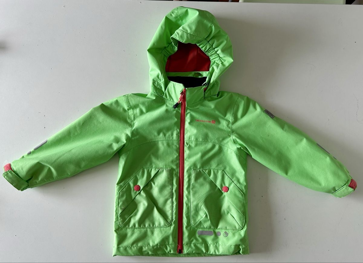 Trevolution Giacche & Cappotti: Regenjacke, Gr. 104 – Usato da Riedholz venduto da Abendsonne