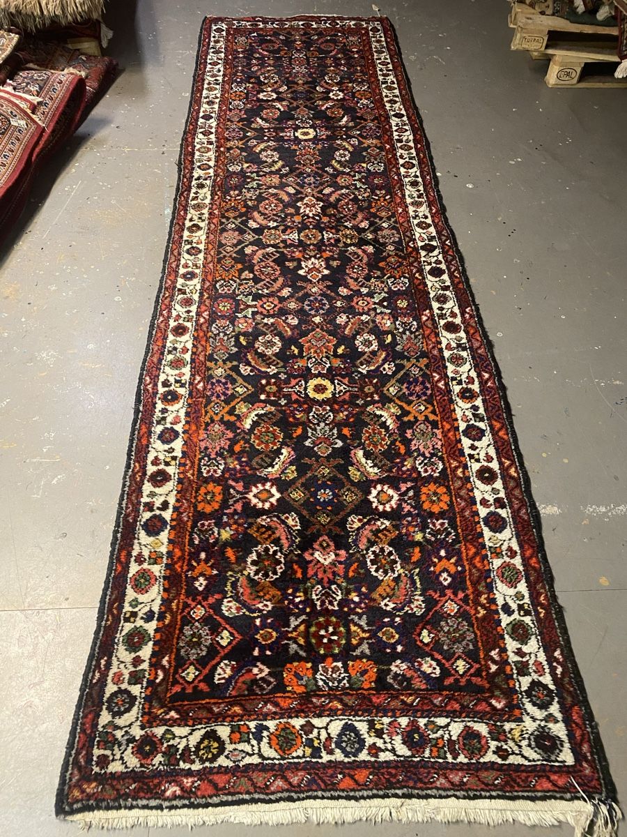 Tappeti: Antike Perser Teppich Läufer Hamedan – Usato da Männedorf venduto da Adamiat