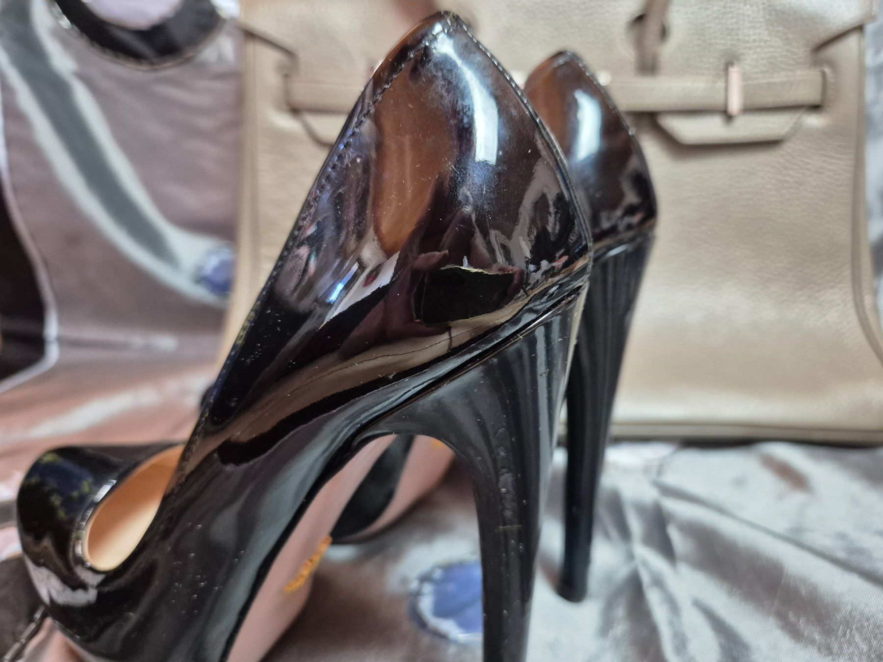 Prada Scarpe da donna: PRADA escarpins en cuir Prada - taille: EU 36 – Usato da Essertes venduto da onezoneplay 7