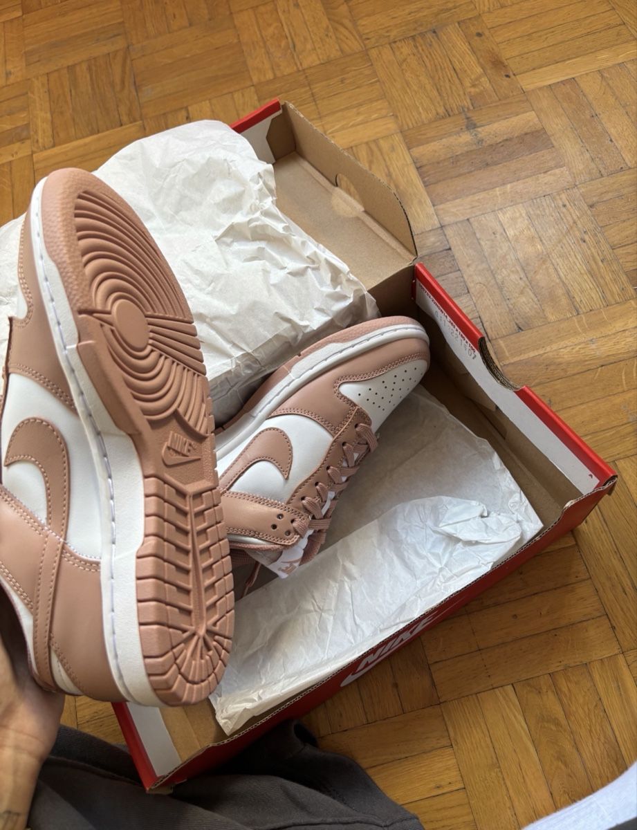 Nike Chaussures femmes: Dunk low  – Neuf avec emballage d'origine à Genève par ond_vrs9 2