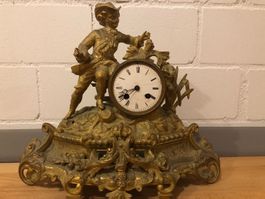 Antike Uhr