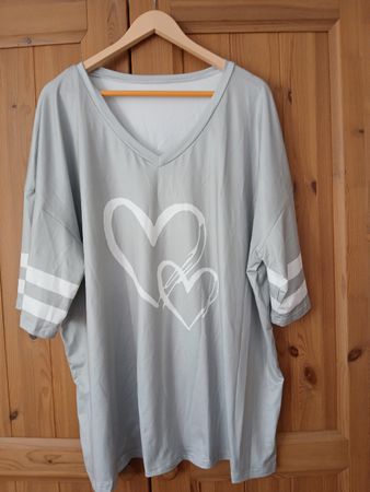 1 the shirt dames.(taille 5 xl)